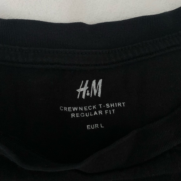H&M basics black tee - Picture 2 of 2